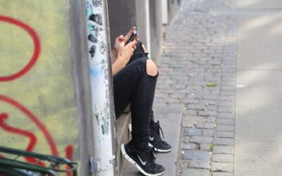 SOBREVIVIENDO A LA ADOLESCENCIA
